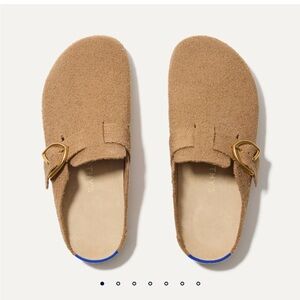 Rothy’s The Buckle Clog in Wren Boucle NWOT